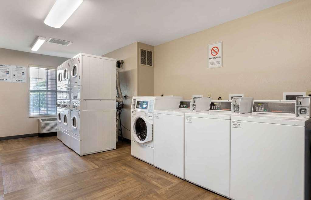 Extended Stay America Suites - Tulsa - Central Зручності фото