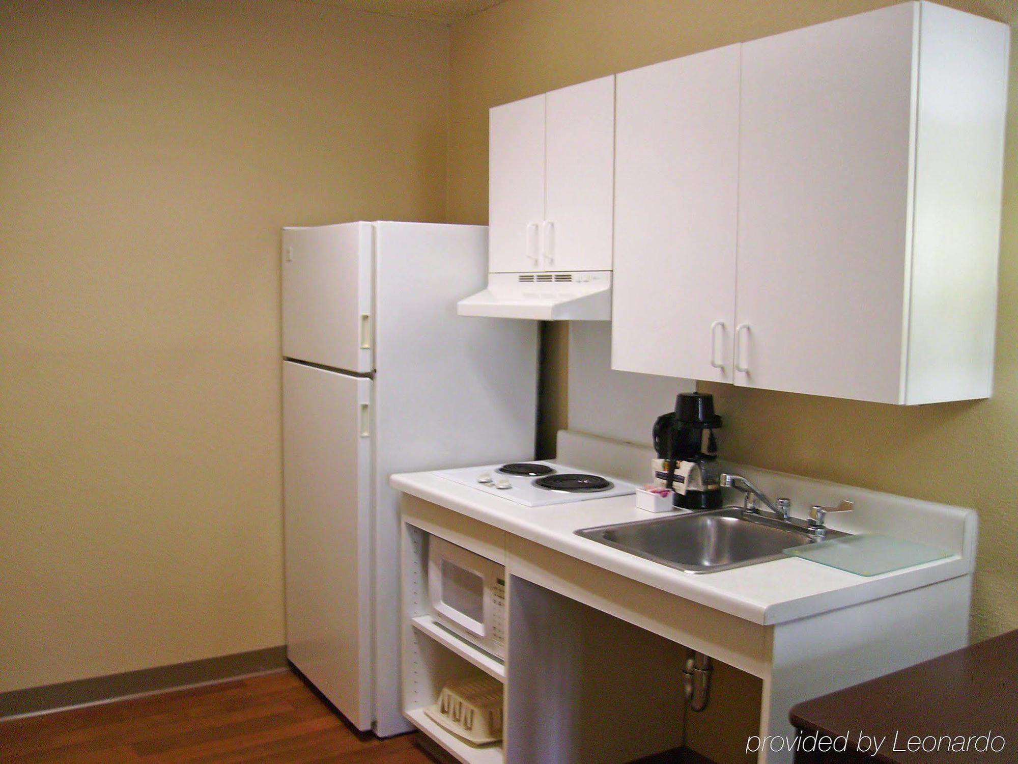 Extended Stay America Suites - Tulsa - Central Екстер'єр фото